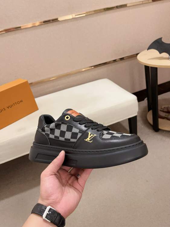 Picture of Louis Vuitton Shoes _SKULVsz38-44hnh023815006